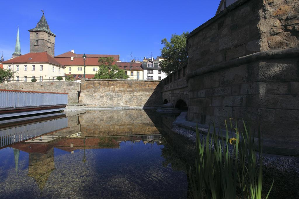 U Zvonu Hotel Plzeň Eksteriør billede