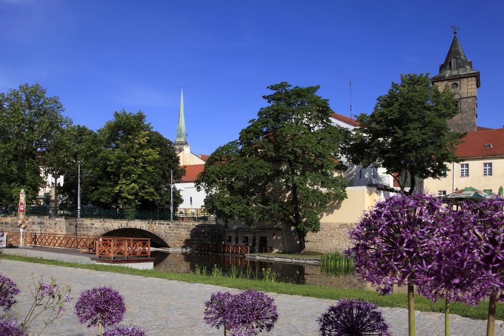 U Zvonu Hotel Plzeň Eksteriør billede