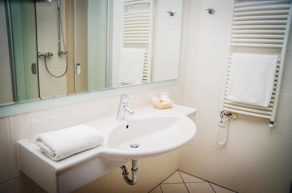 U Zvonu Hotel Plzeň Eksteriør billede